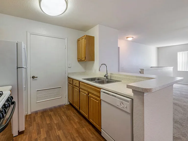 Hatteras Sound Apartment Homes — Photo 19