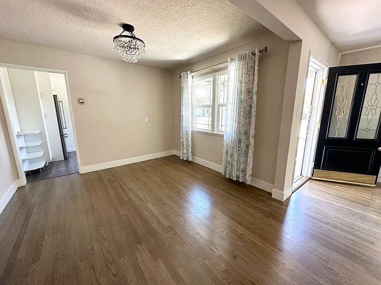 1295 Walnut Dr — Photo 12