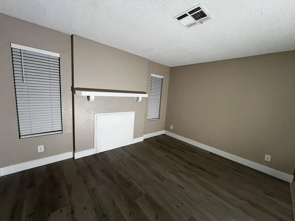 4221 Middlesex Ave — Photo 2