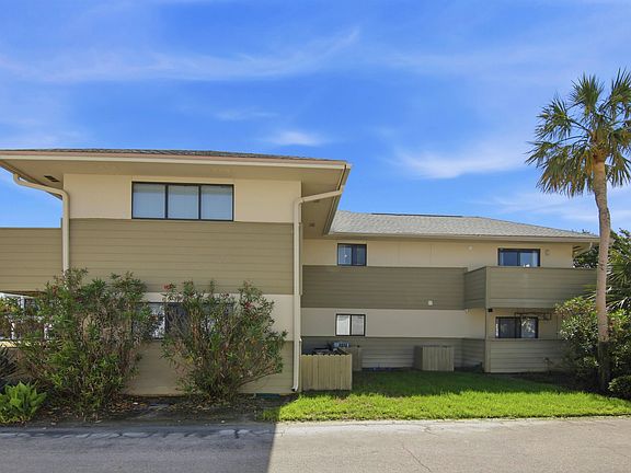 2nd image of 64 Crosscreek Rd #28-D