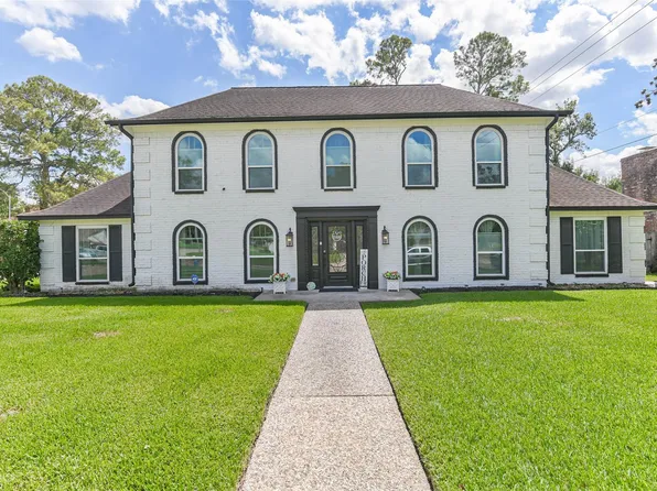 5303 Dana Leigh Dr, Houston, TX 77066