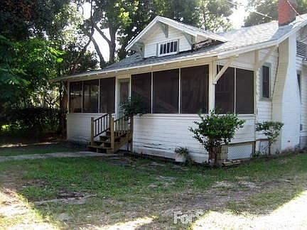 2nd image of 512 N Adelle Ave
