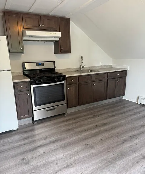 963 Laurel Ave #1 — Photo 2