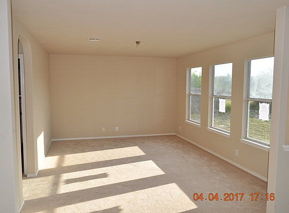 2nd image of 5303 N 47th Ln