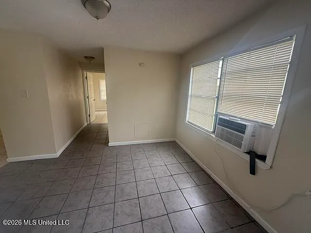 321 Rodenberg Ave #2 — Photo 3