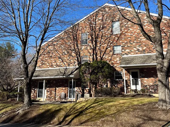 1815 Valley Glen Rd #140, Elkins Park, PA 19027