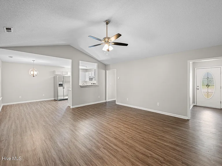 200 Druid Ct — Photo 6