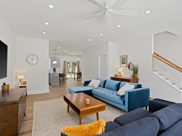 5 McDade St #B, Greenville, SC 29611