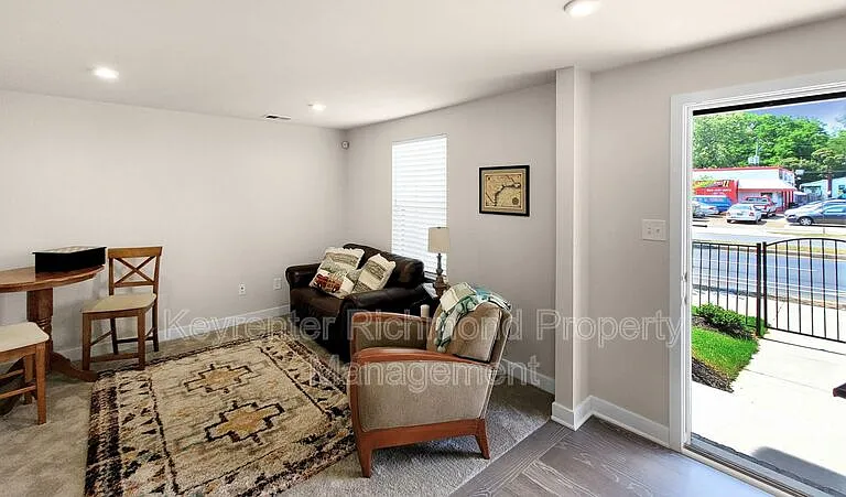 2108 Semmes Ave — Photo 6