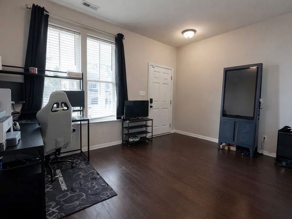 211 Benthall Rd #2