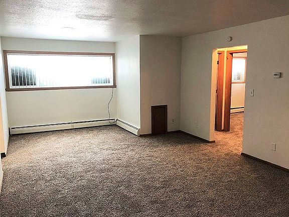 4th image of 816 24th Ave S APT 2