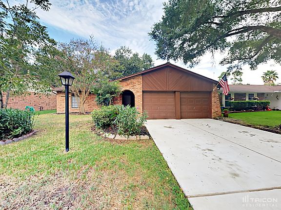2nd image of 15010 Cypress Green Dr