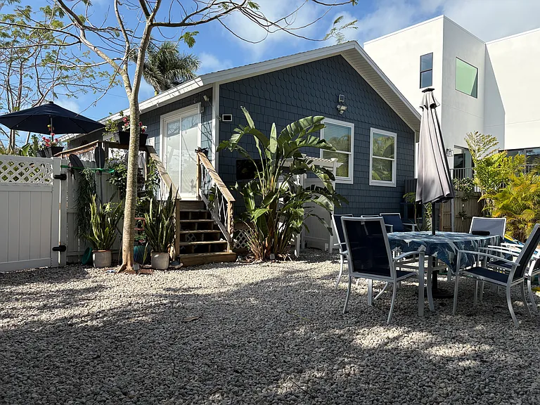 105 W Hilo St — Photo 6