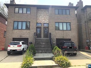 284 Franklin Ave #B, Cliffside Park, NJ 07010