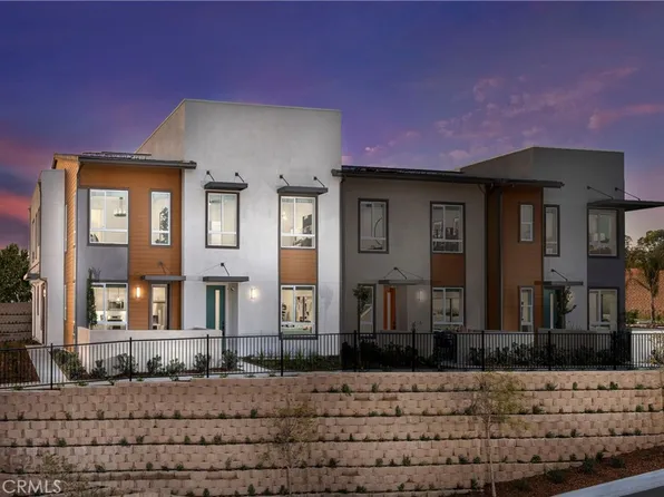 1005 Harting Way, Vista, CA 92081