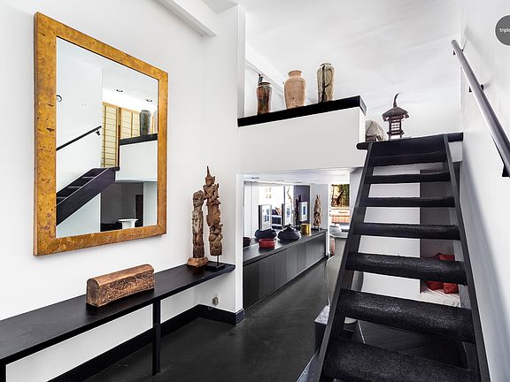 4th image of 12 E 14th St APT 2A