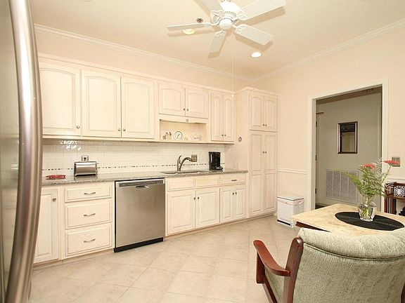 3rd image of 3025 McVitty Forest Dr APT 313
