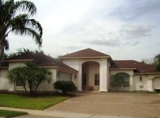 8411 Crownwood Dr, Laredo, TX 78045