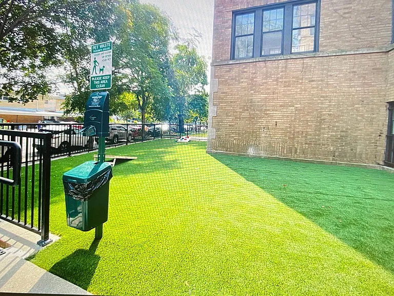 7630 N Eastlake Ter #1E — Photo 13