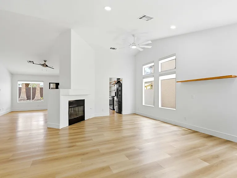 4818 Carefree Dr #4818 — Photo 5