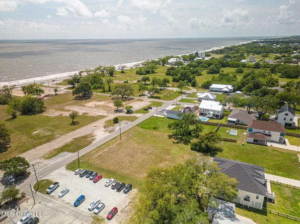 0 W 5th St, Long Beach, MS 39560