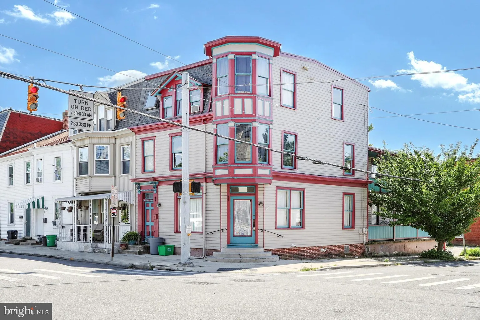 300 S Pershing Ave photo 1