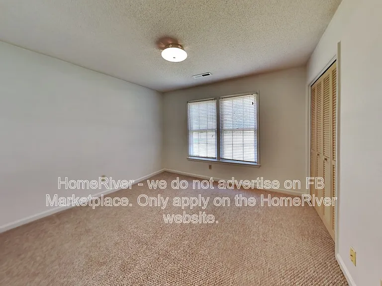 889 Twin Lakes Dr — Photo 14