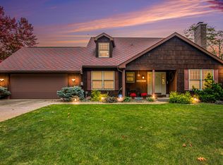 7587 Thrasher Ln, Kalamazoo, MI 49009