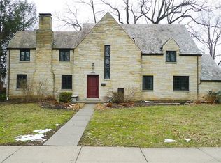 1394 Navahoe Dr, Mt Lebanon, PA