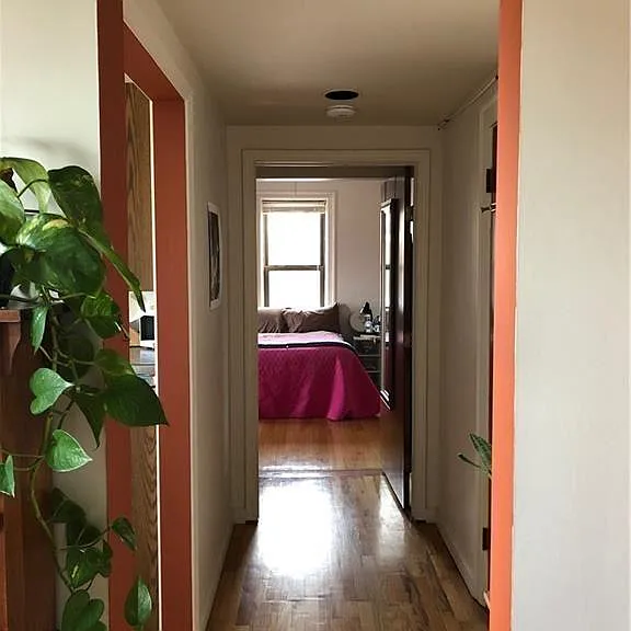 15224 E Jefferson Ave — Photo 9