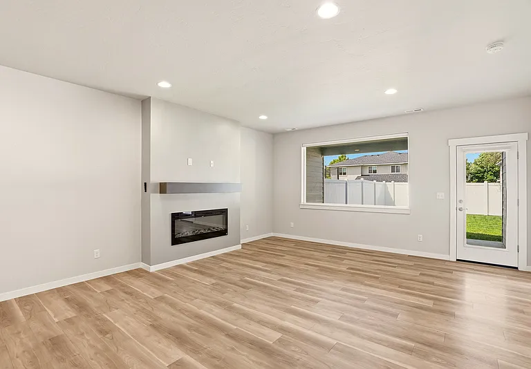 1231 N Tschirley St #1 — Photo 4