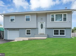 640 Georgia Dr, Toms River, NJ