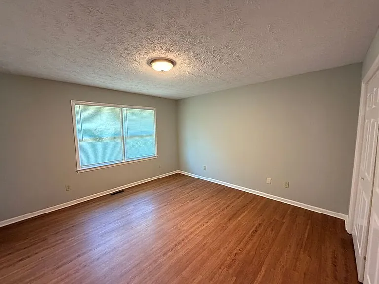 1412 Ritchie Ct — Photo 31