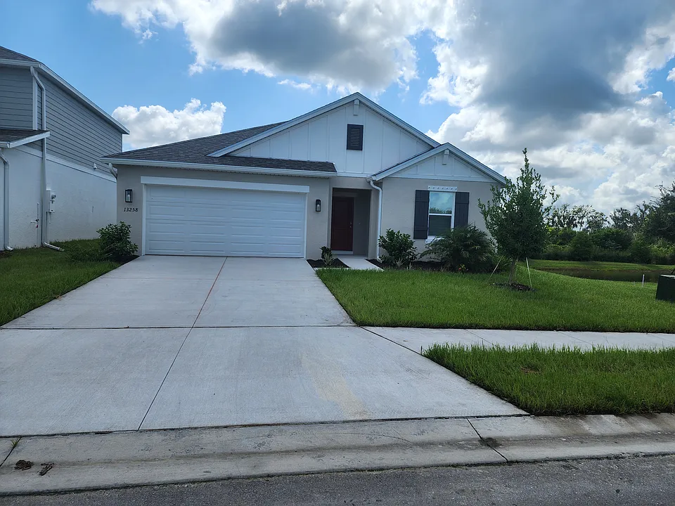 13258 Sassafras Trl