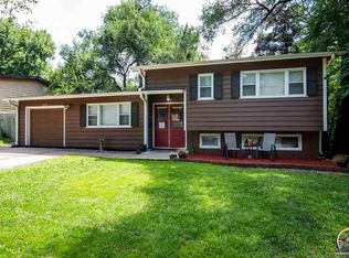 3655 SW Twilight Dr, Topeka, KS 66614