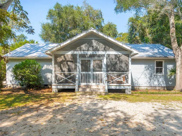 1138 E And West Rd, Charleston, SC 29412