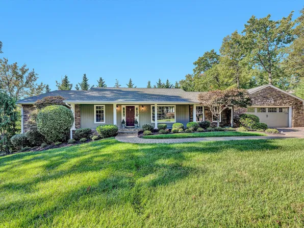 5123 Flintlock Ln, Roanoke, VA 24018