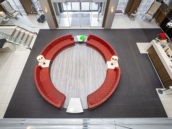 4th image of 2 Eva Rd #2421