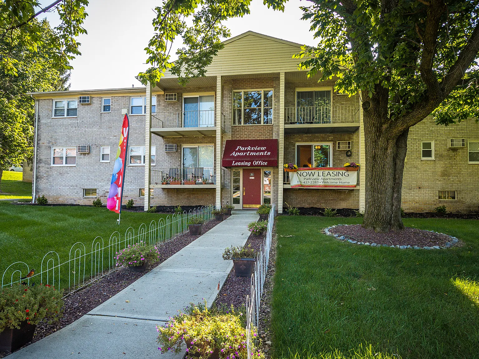 Parkview Apartments — Photo 2
