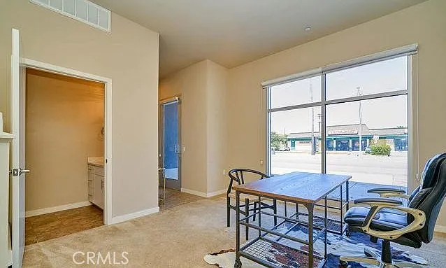 3 bed, 3.5 bath, 1857 sqft, $4,100 — Photo 2