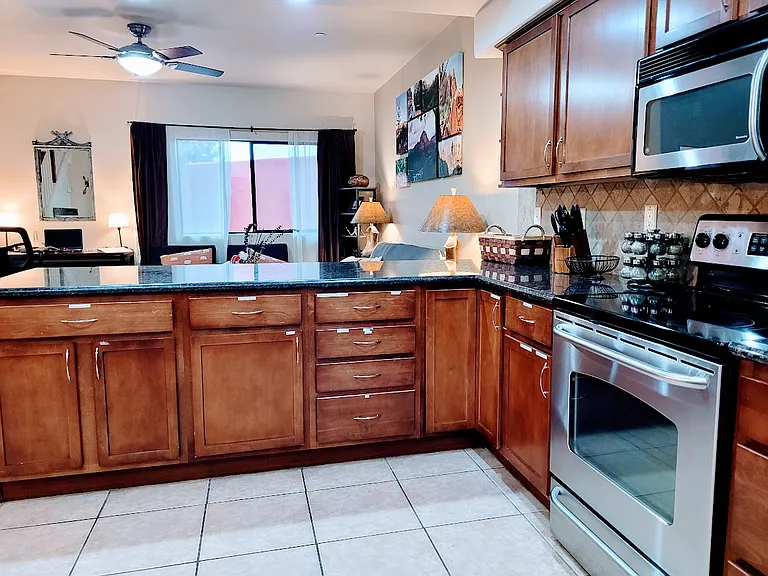 45 N Canyon Diablo Rd #M — Photo 34