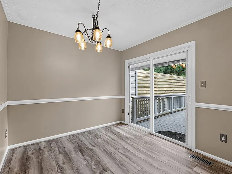 8155 Deer Chase Ln — Photo 12