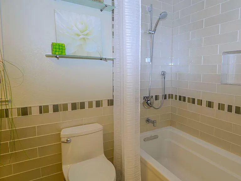 217 Ada Ave #3 — Photo 17