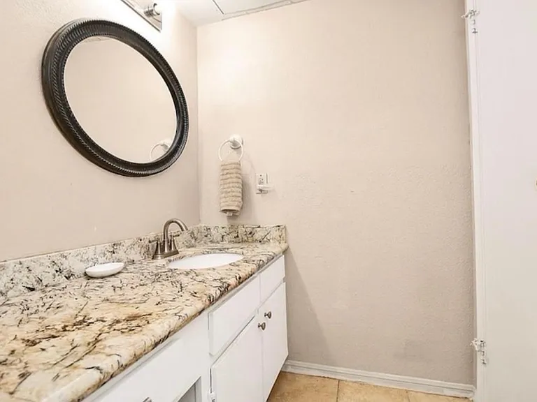 3770 Lovers Wood Ln #606 — Photo 22