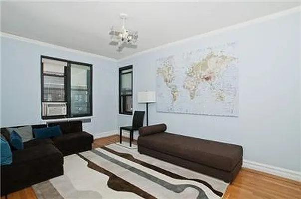Sold by R New York | media 8