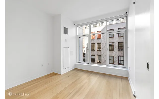 Rented by Douglas Elliman | media 31