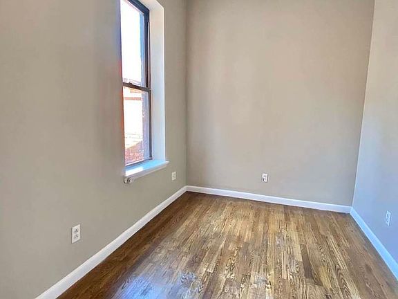 4th image of 433 E 80th St APT 27A