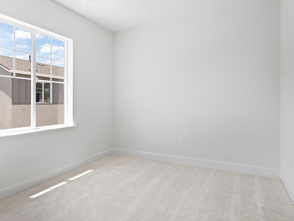 1st image of 3009 1/2 Ellis Town Dr