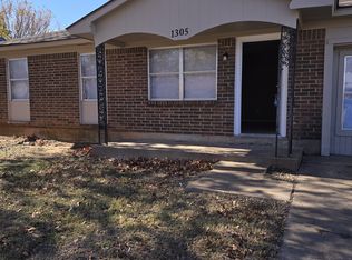 1305 McDonald Dr, Midwest City, OK 73130