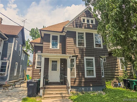 2nd image of 818 Ashland Ave